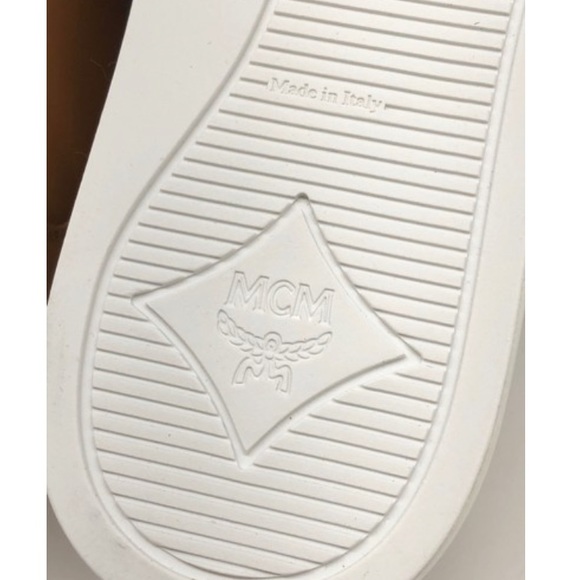 ❌SOLD❌ MCM Limited Edition Logo Cognac Sneakers - Picture 6 of 12